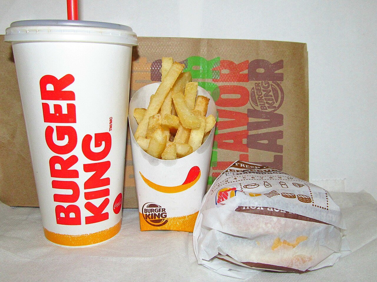 Burger20King20Meal20Essentials2025074117706.jpg Classic Burger Combo - Image 1
